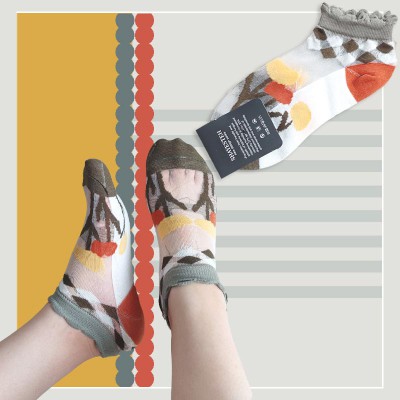 جوراب مچی زنانه توری شیشه ای طرح گل‎ - در 4 طرح