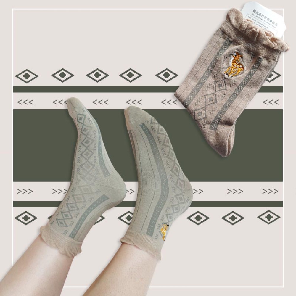 جوراب ساقدار زنانه طرح درخت و کاج‎‎ - در 4 طرح