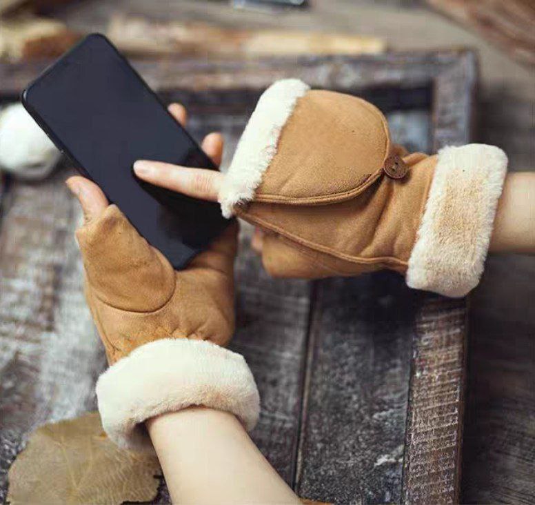 دستکش فوتر زنانه کلاهدار